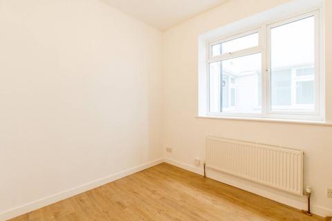 undefined, Wood Street, Walthamstow, London, E17