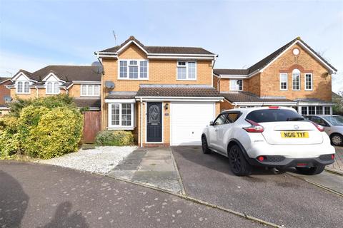 4 bedroom detached house for sale, Manchester Close, Stevenage