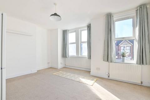 2 bedroom maisonette to rent, Deacon Road, Dollis Hill, London, NW2