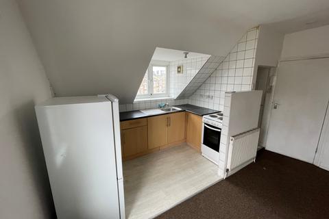 Studio to rent, St. Mark's Rise, London E8