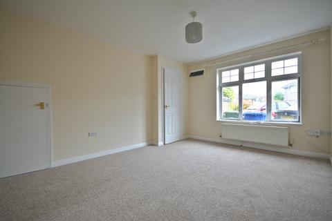 2 bedroom house to rent, Roby Drive, Bracknell, RG12