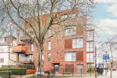 1 bedroom flat for sale, Buchanan Lodge, Streatham, London, SW16