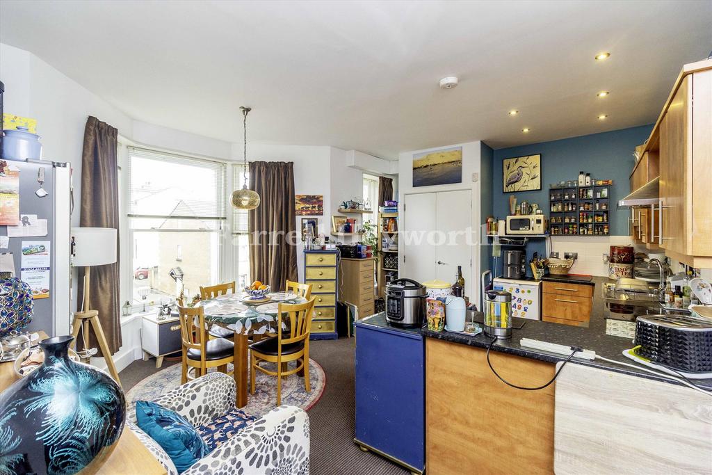 Kitchen dining room