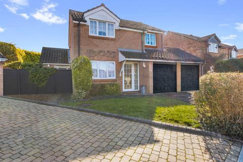 4 bedroom detached house for sale, Alder Close, Baldock SG7