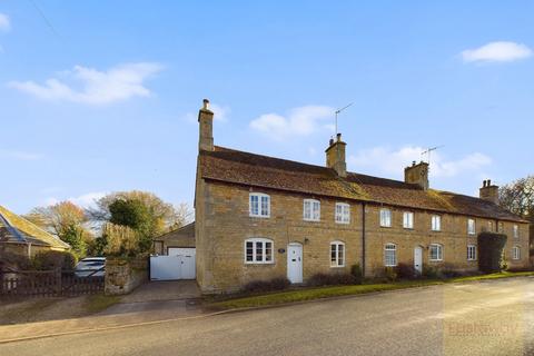 4 bedroom cottage for sale, Stamford PE9