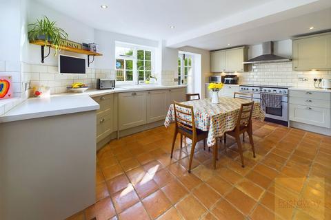 4 bedroom cottage for sale, Stamford PE9