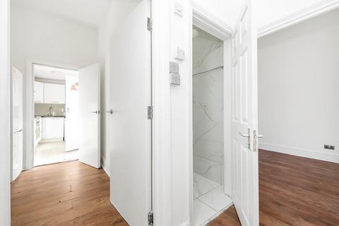 19 Murchison Road, London, E10 6NA