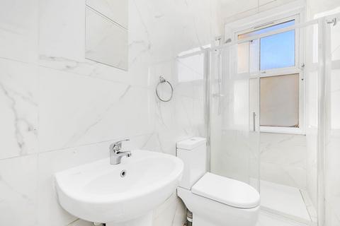 19 Murchison Road, London, E10 6NA