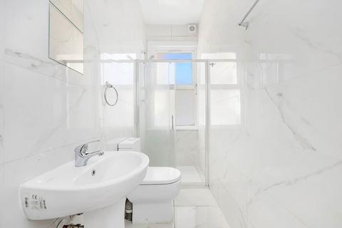 19 Murchison Road, London, E10 6NA