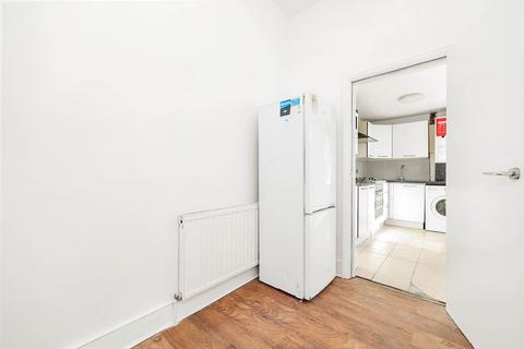 19 Murchison Road, London, E10 6NA