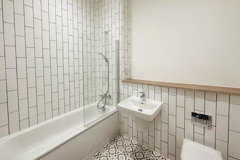 2 bedroom flat to rent, Cotton Gardens, Union Mill, Vernon Street, Bolton, BL1