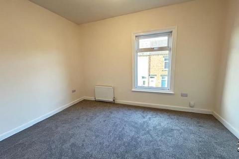 2 bedroom terraced house to rent, Leonard Street, Darlington