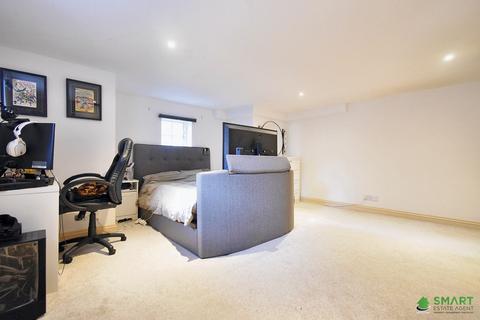 Apartment 1, St Just, 30 Pennsylvania Road, Exeter, EX4 6BX