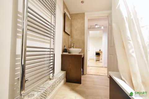 Apartment 1, St Just, 30 Pennsylvania Road, Exeter, EX4 6BX