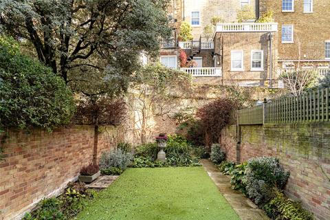 33 Cadogan Lane, London, SW1X 9DR