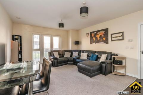 2 bedroom flat for sale, Cowslip Court, Foxtail Road, Waterlooville, PO7