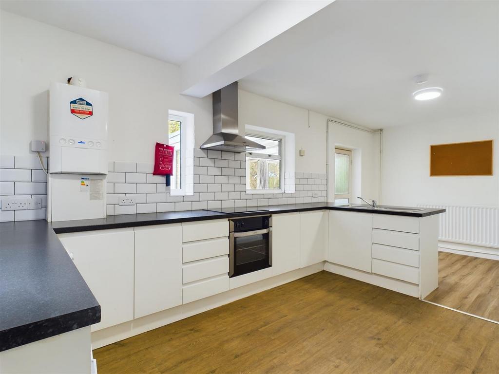 CAM02534 G0-PR0439-STILL019.jpg