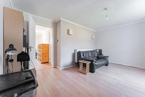 16 Ashley Walk, Dereham, NR19 1BW