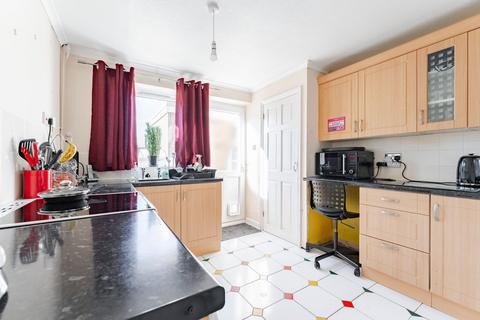 16 Ashley Walk, Dereham, NR19 1BW