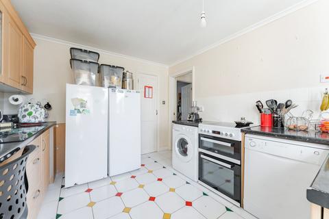 16 Ashley Walk, Dereham, NR19 1BW