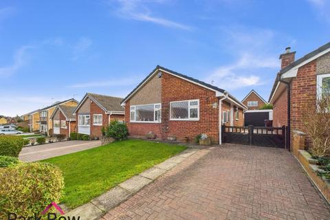 2 bedroom detached bungalow for sale, Elmete Avenue, Sherburn In Elmet, Leeds