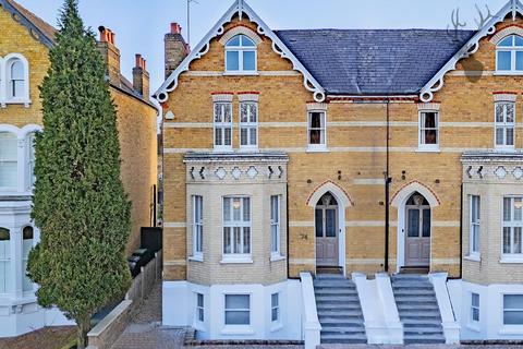 undefined, Palmerston Road, Buckhurst Hill IG9