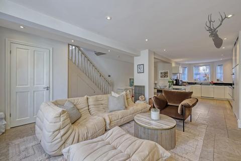 4 bedroom semi-detached house for sale, Palmerston Road, Buckhurst Hill IG9