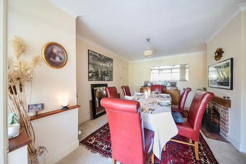 14 Avenue Road, Caterham, CR3 5TR