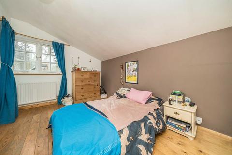 3 bedroom terraced house for sale, Park Road, Kingston Upon Thames KT1