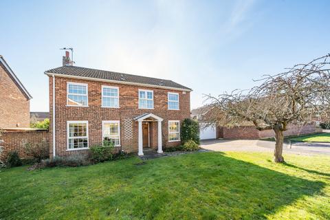 4 bedroom detached house for sale, Hemsdale, Maidenhead, Berkshire