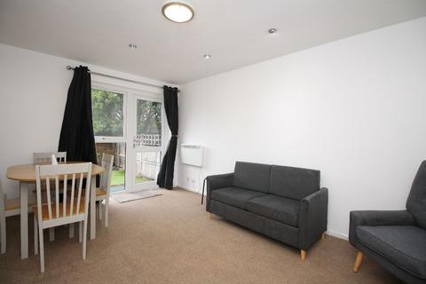 2 bedroom apartment to rent, Taeping Street, Isle of Dogs, E14