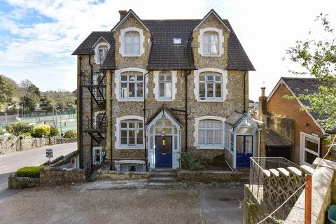 2 bedroom ground floor flat for sale, Mitchell Avenue, Ventnor, Isle of Wight