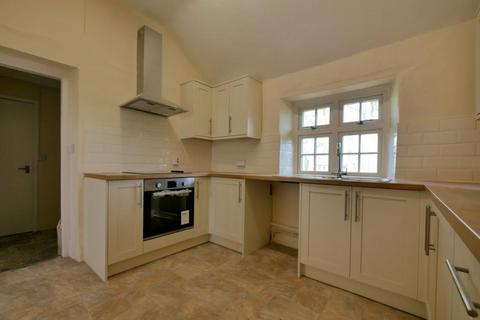 3 bedroom semi-detached house to rent, Coneygar Road, Quenington