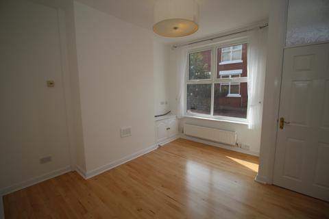 2 bedroom terraced house to rent, Evans Street, Salford, Lancashire, M3