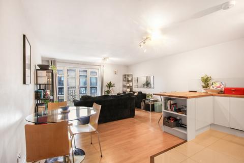 2 bedroom flat for sale, Victory Place Narrow Street E14