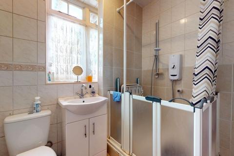 124 Bexley Road, Erith, DA8 3SP