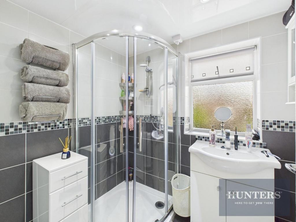 Ground Floor Bathroom