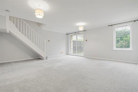 2 bedroom flat for sale, Conant Mews, London E1