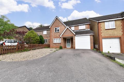 4 bedroom detached house for sale, Windermere Close, Stevenage