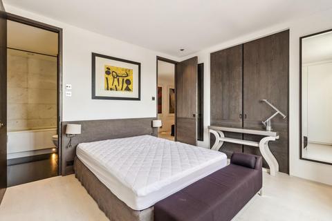 2 bedroom flat to rent, Cadogan Square, Knightsbridge, London, SW1X