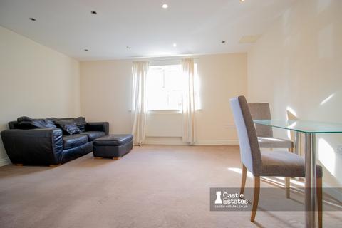 2 bedroom flat to rent, Eton Place, Loughborough Road, NG2 7EA