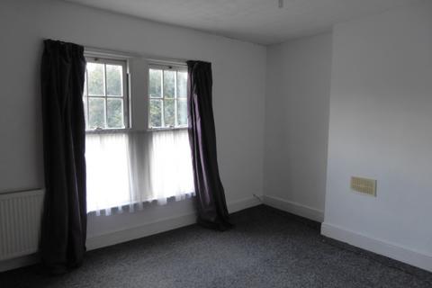 3 bedroom terraced house to rent, Newport Road, New Bradwell MK13