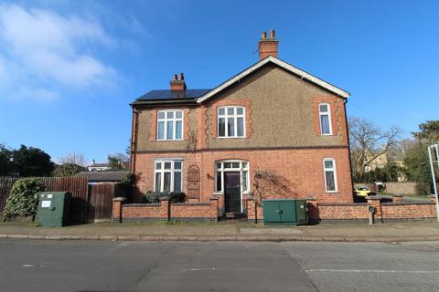 3 bedroom detached house for sale, Co-Operation Street, Leicester LE19