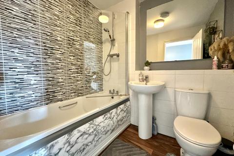 12 Clare Grove, Wolverhampton, WV11 3JB