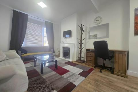 3 bedroom end of terrace house for sale, Malvern Road, Leytonstone, E11