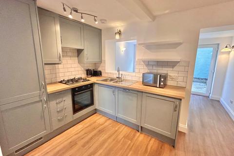 4 bedroom terraced house to rent, Brighton BN2