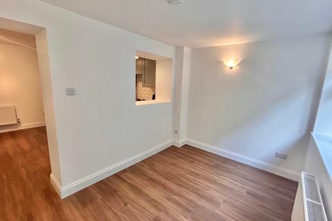 4 bedroom terraced house to rent, Brighton BN2