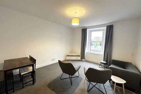 2 bedroom flat to rent, Innerbridge Street, Guardbridge, Fife