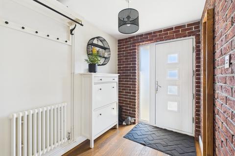4 Otter Close, Bar Hill, Cambridge, CB23 8EA