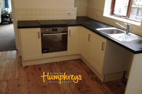 6 bedroom terraced house to rent, Stafford Road, Southampton